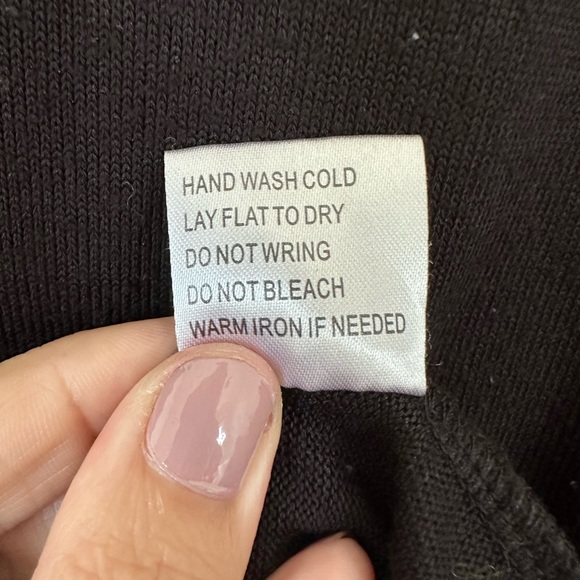 Belldini Black Knit Blouse Gold Rivets Neckline & Exposed Back Zipper Size 1X - Picture 11 of 13